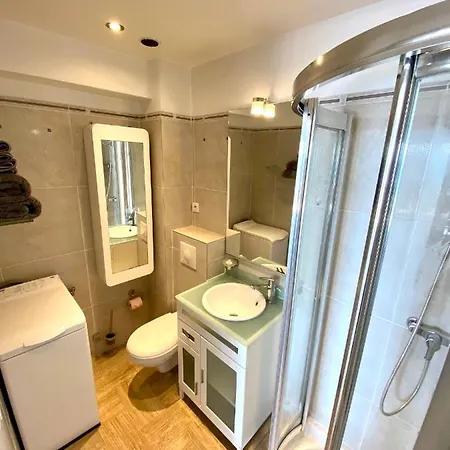 Bellevue Apartamento *